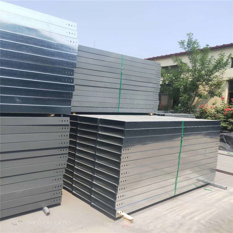 托盘式电缆桥架