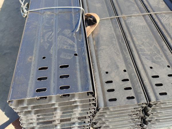 热镀锌电缆桥架